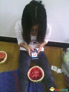 搞笑娱乐吃瓜图片  第2张